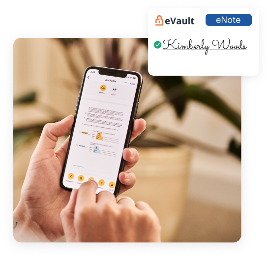 A mortgage lender using Snapdocs best-in-class eVault on their cell phone